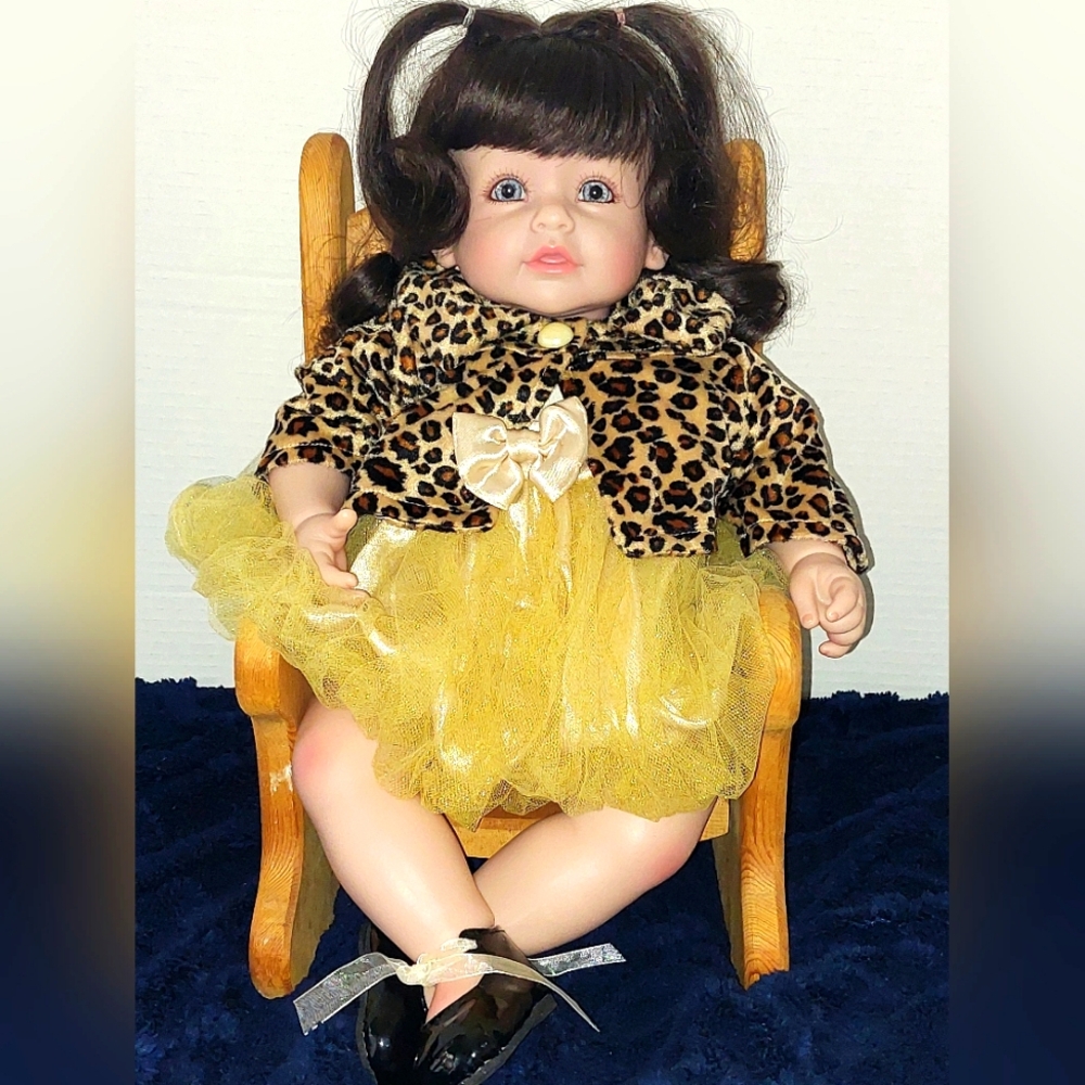 Adora 20" Vinyl And Cloth Toddler Doll Pearls And Curls